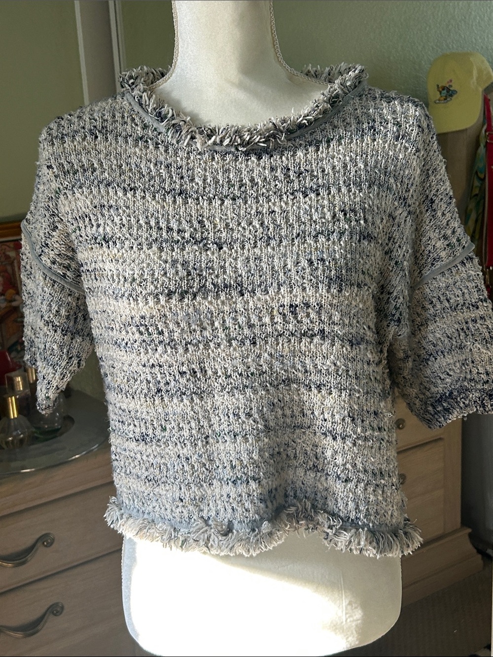 Max & Co. Gray and Cream Fringed Cropped Knit Top